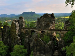 basteibrücke-sächsische-schweiz-e1398350789621-934x