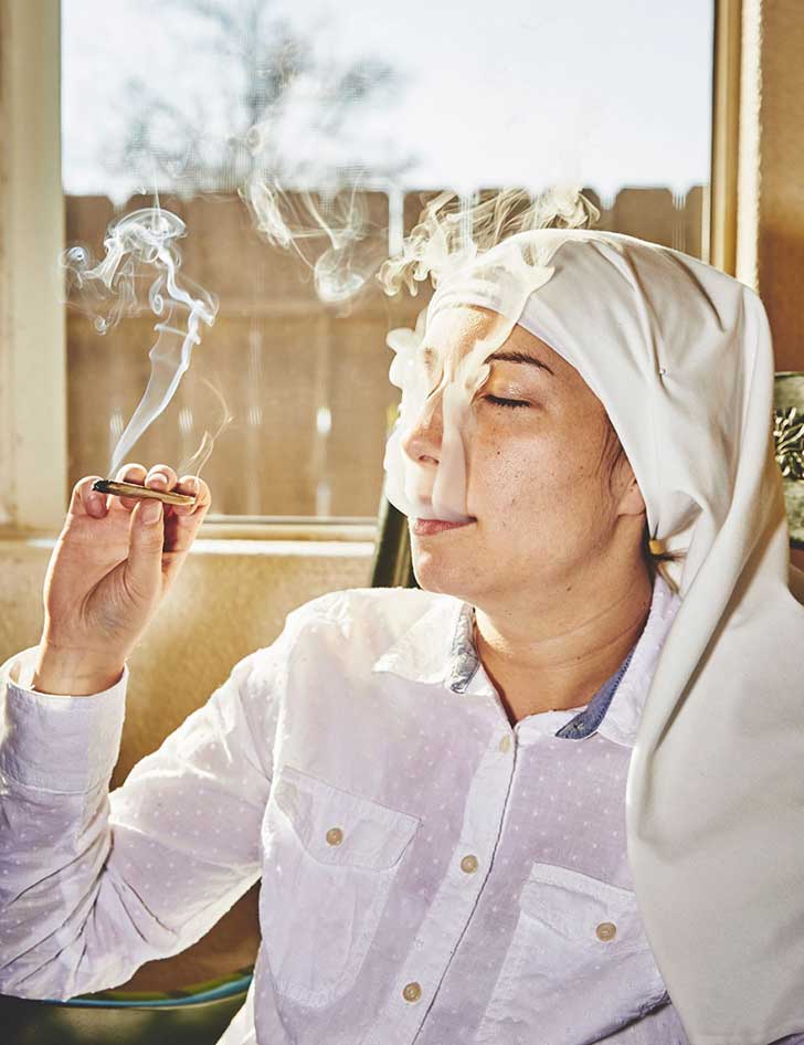 nuns-grow-marjuana-sisters-of-the-valley-shaughn-crawford-john-dubois-18