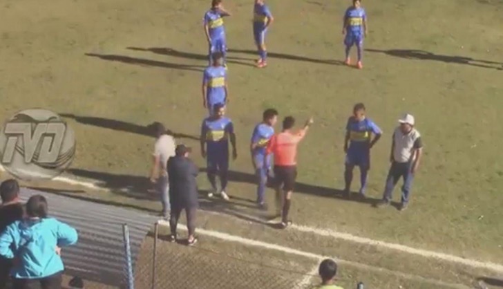 VAR a la peruana: Validaron un gol en la Copa Perú luego de revisarlo en la cámara de un reportero 5b55fc21edda2 - VAR a la peruana: Validaron un gol en la Copa Perú luego de revisarlo en la cámara de un reportero